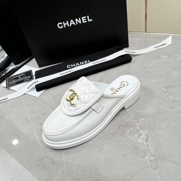 CC Mule White Quilted Calfskin