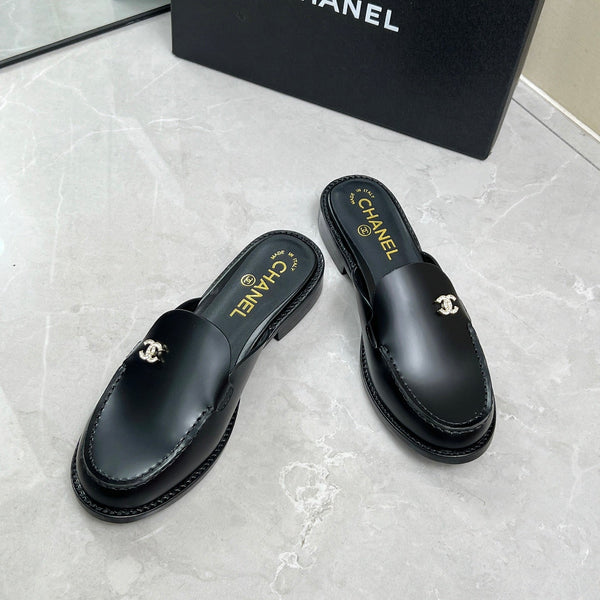 CC 25C Mule Black Calfskin