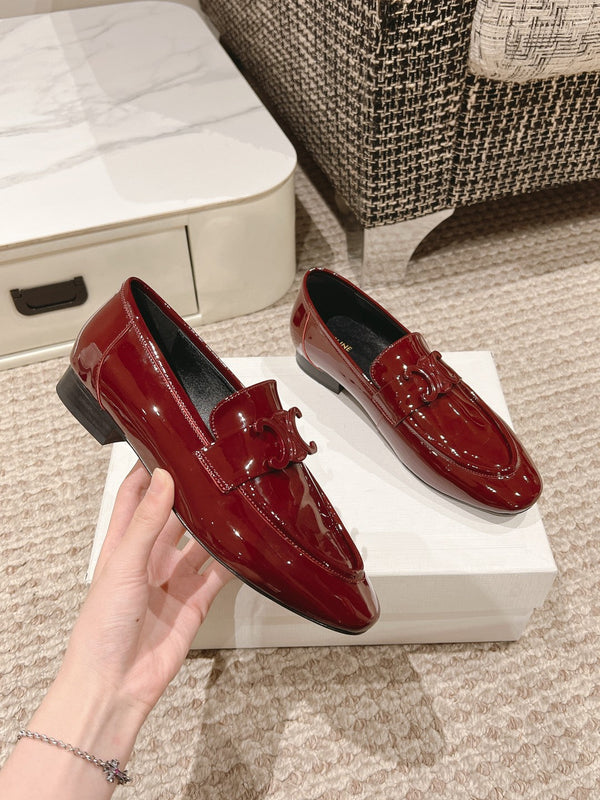 TRIOMPHE LOAFER IN CRIMSON RED PATENT CALFSKIN