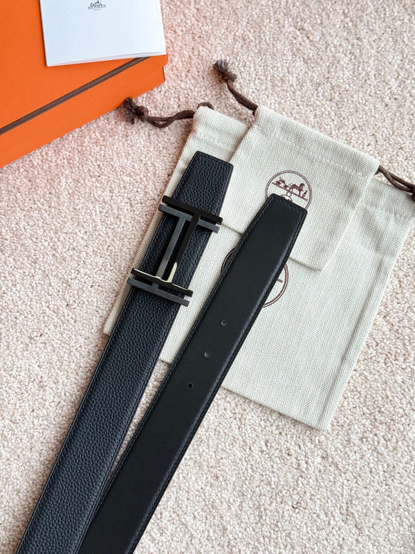 Cintura con fibbia HM H Au Carre 38 mm in pelle di vitello nera 187506