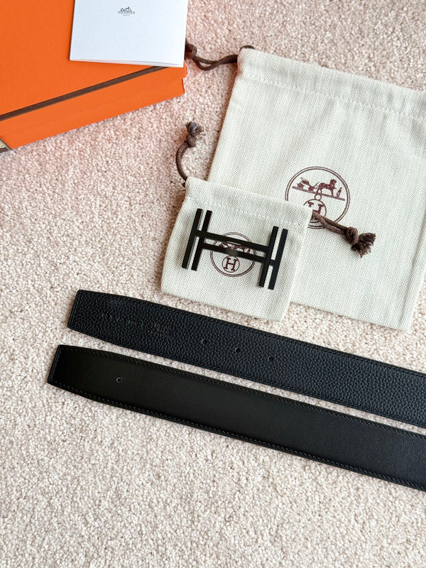 Cintura con fibbia HM H Au Carre 38 mm in pelle di vitello nera 187506