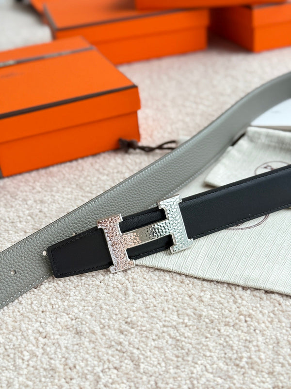 HM Silver H Guillochee Buckle Belt 32mm Gray Green Leather 187598