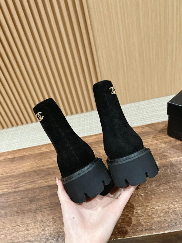 CC Chelsea Ankle Boots Black Suede 937075