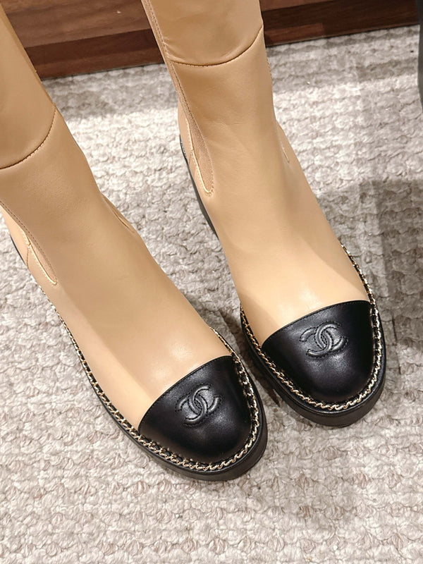 CC 25 Chelsea High Boots With Chain 85mm Black Beige Calfskin 428216