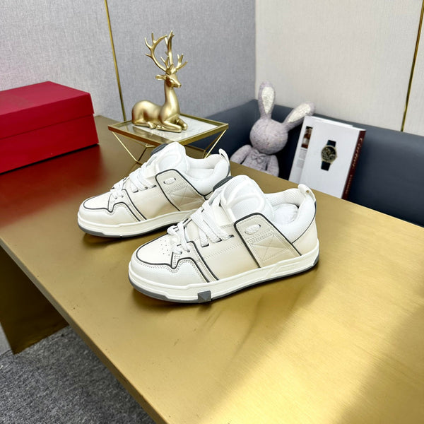 One Stud Sneaker Garavani Calfskin White Grey