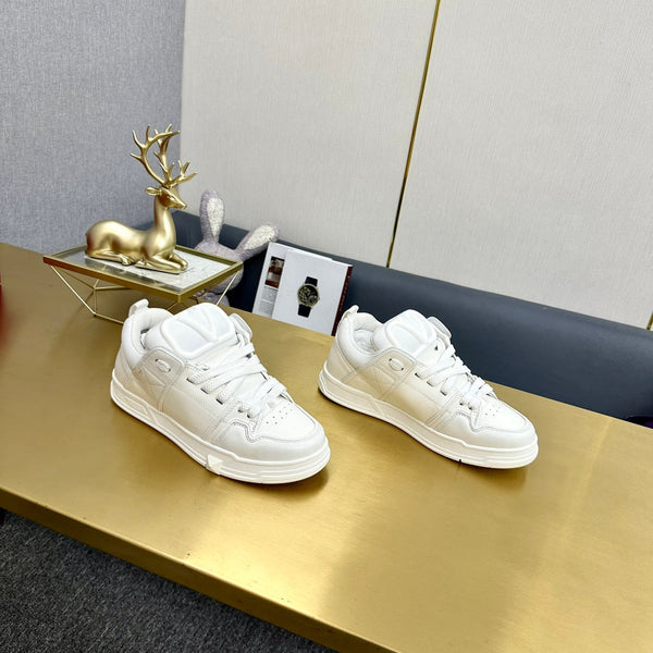 One Stud Sneaker Garavani Calfskin Fabric White