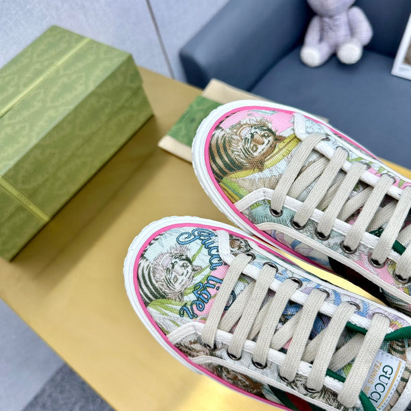 GG TENNIS 1977 TRAINER CANVAS WITH TIGER MOTIF
