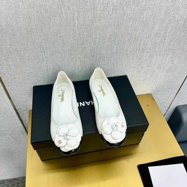 CC Loafers White Leather Mix Floral Pattern 297797