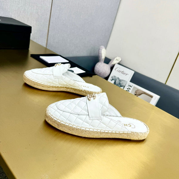 mule white quilted calfskin