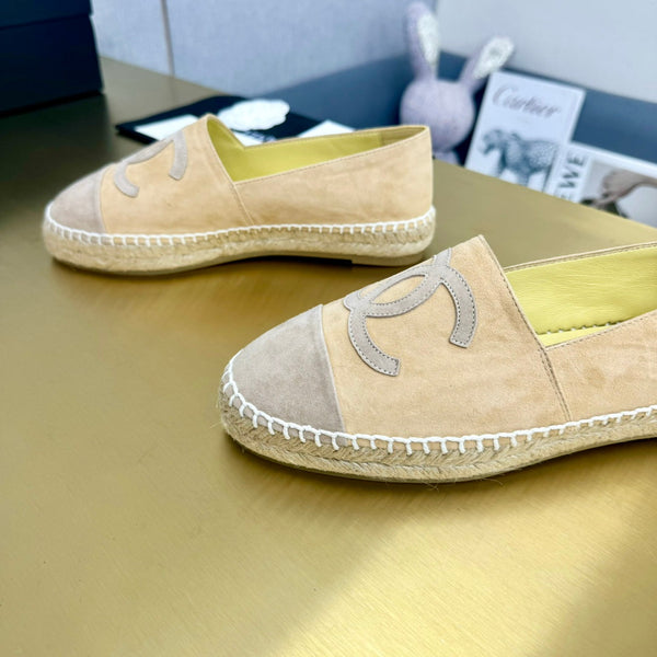 espadrilles beige and plaster suede