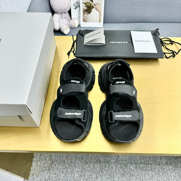 SANDALI SPORTIVI 3XL IN POLIURETANO, POLIESTERE E TPU NERO