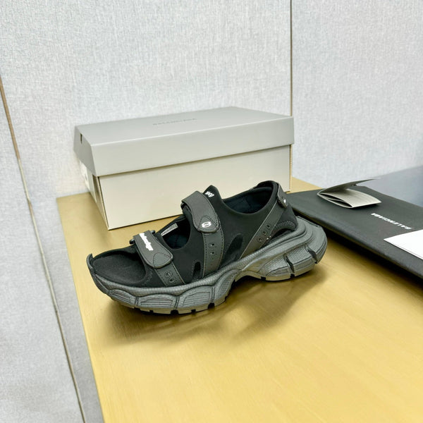 SANDALI SPORTIVI 3XL IN POLIURETANO, POLIESTERE E TPU NERO