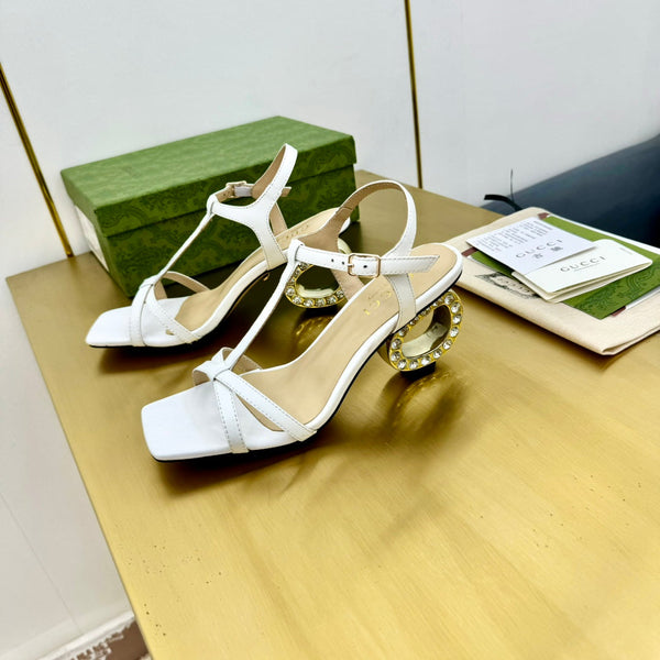 MEDIUM-HEEL SANDAL IN WHITE CALFSKIN WITH RHINSTONES