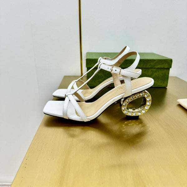 MEDIUM-HEEL SANDAL IN WHITE CALFSKIN WITH RHINSTONES
