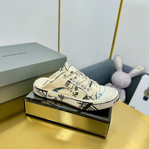 SKETCH SNEAKER MULES IN BEIGE CANVAS