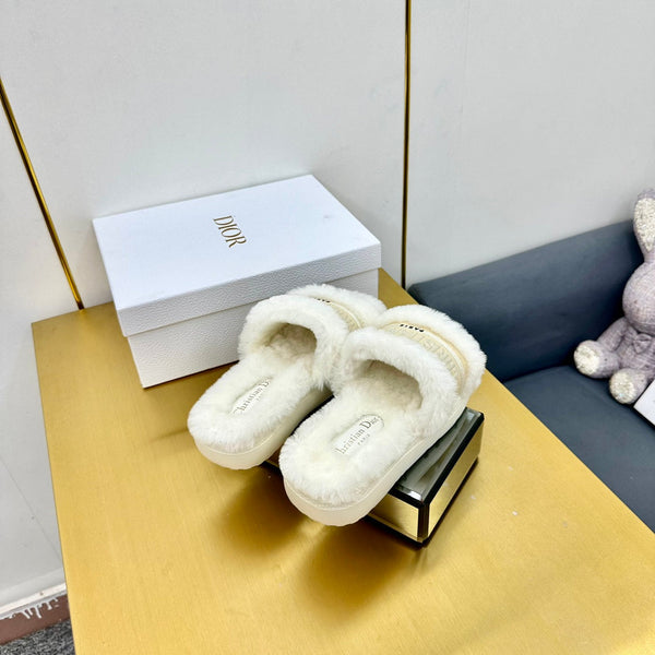 CD Dway Slide In White Mix Beige Wool Fleece Lining And Canvas Fabric 111083