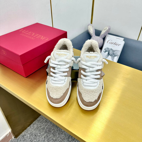 One Stud Xl Trainer 65mm In Light Brown Mix White Suede Lined With Wool Fleece 994608