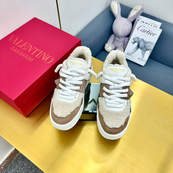 One Stud Xl Trainer 65mm In Light Brown Mix White Suede Lined With Wool Fleece 994608