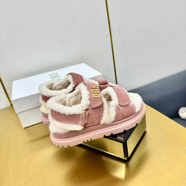 Dioract Sandal In Rose Pink Suede And Wool Fleece Lining 111052