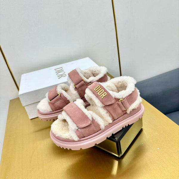 Dioract Sandal In Rose Pink Suede And Wool Fleece Lining 111052