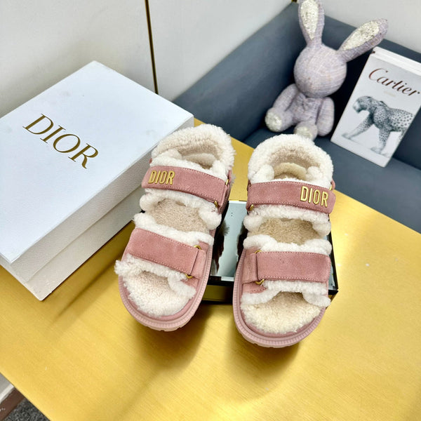 Dioract Sandal In Rose Pink Suede And Wool Fleece Lining 111052