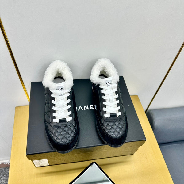 CC Low Sneaker Black Wool Cowhide 413856