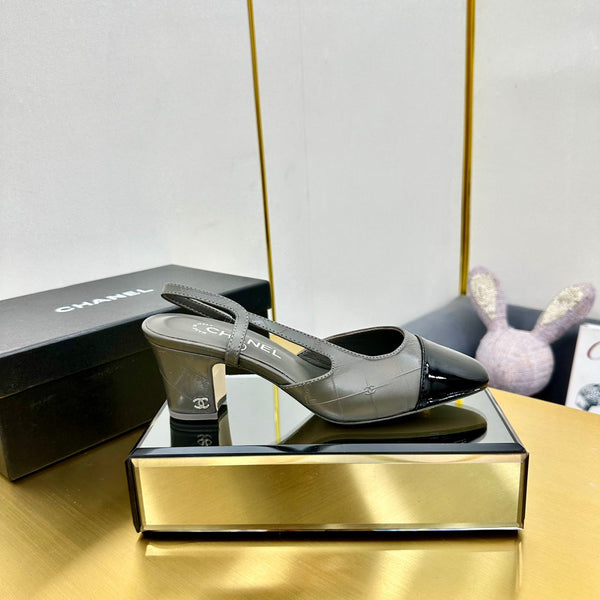 cc slingback pumps 65 in grey lambskin and black patent calfskin 137435