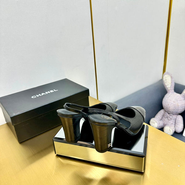 cc slingback pumps 90 in black lambskin and black patent calfskin 137448