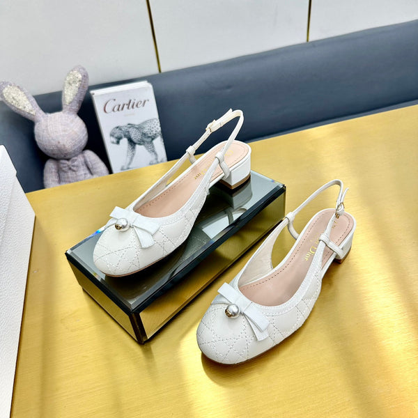 CD Ballet Slingback Pump 35MM In White Quilted Calfskin 111037