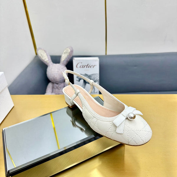 CD Ballet Slingback Pump 35MM In White Quilted Calfskin 111037