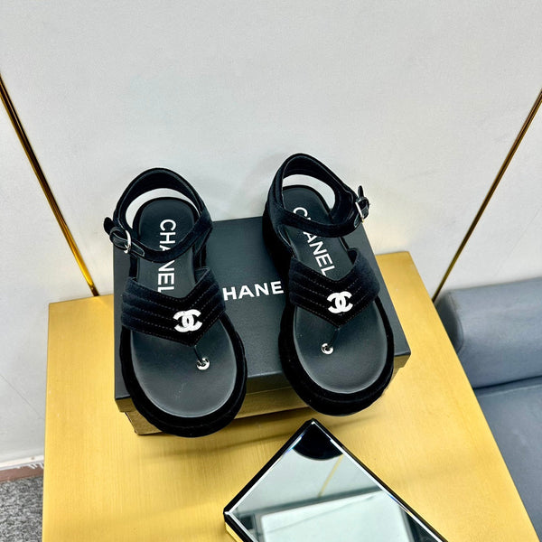 GROSGRAIN SANDAL IN BLACK VELVET