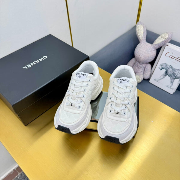 DAD SNEAKER IN PELLE DI AGNELLO BIANCA E CAMOSCIO