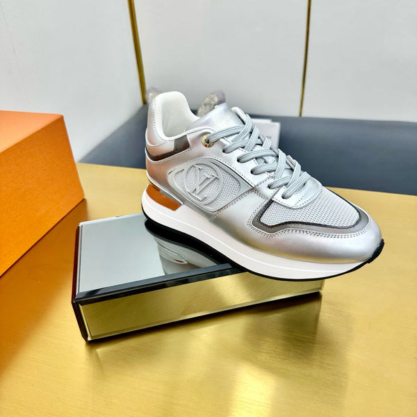 NEO RUN AWAY SNEAKER IN SILVER CALFSKIN