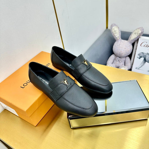 LV 25C Capri Loafer Black Wrinkled Cowhide 219929