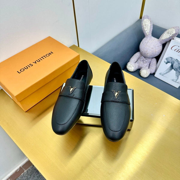 LV 25C Capri Loafer Black Wrinkled Cowhide 219929