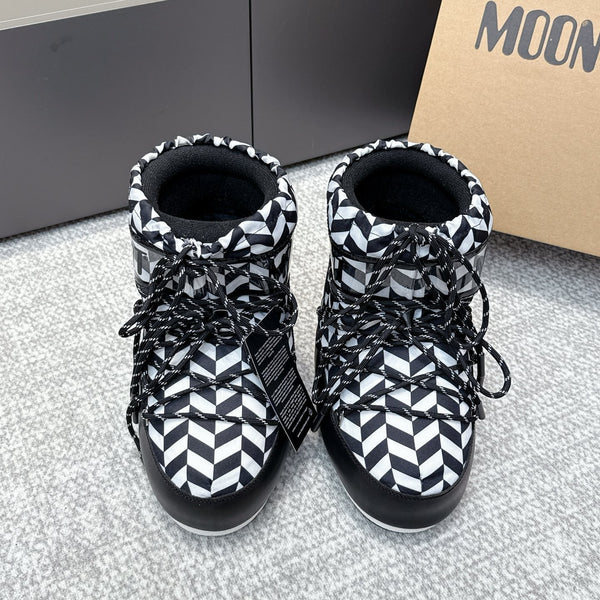 Moon Boot Icon White Black Geometric Print Leather Cavas 515586
