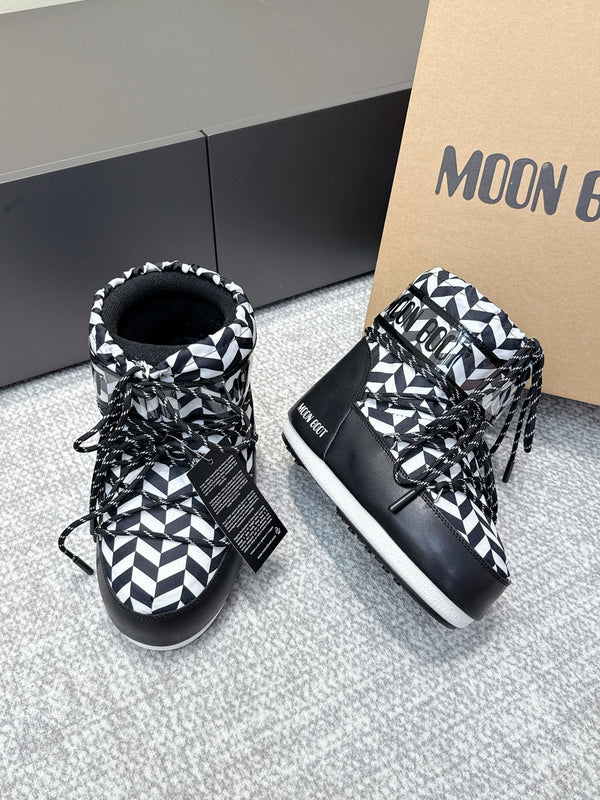 Moon Boot Icon White Black Geometric Print Leather Cavas 515586