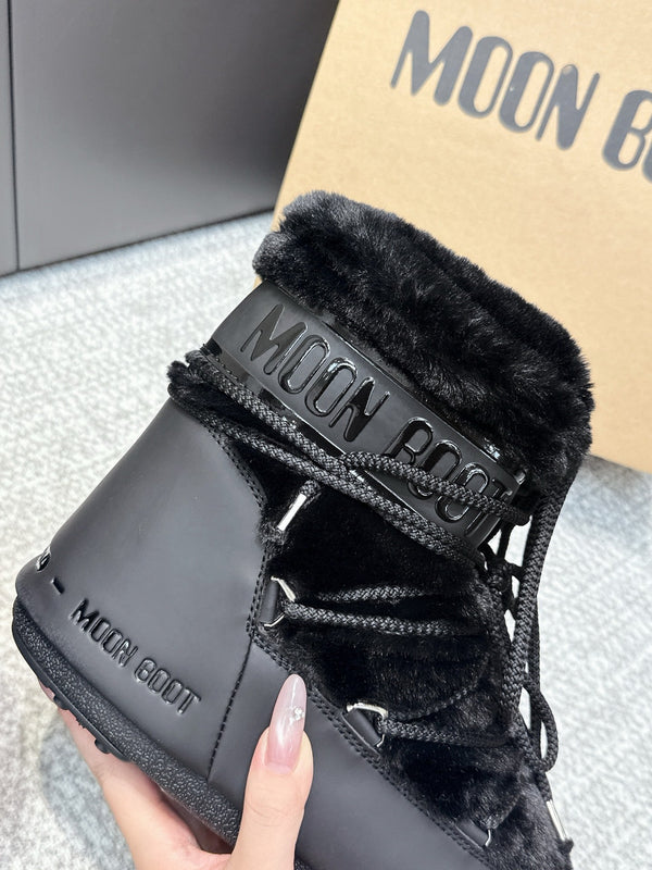 Moon Boot Icon Low Fur Black Leather Faux Fur 515592