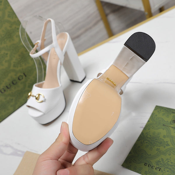 Sandali in pelle nera GG bianchi