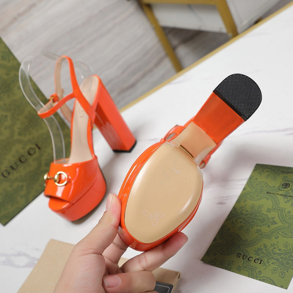 Sandali in pelle GG nera e arancione