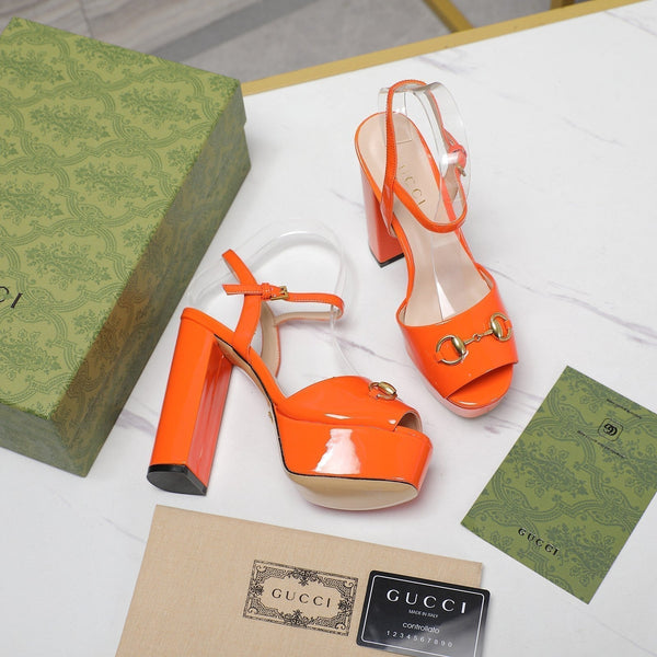 Sandali in pelle GG nera e arancione