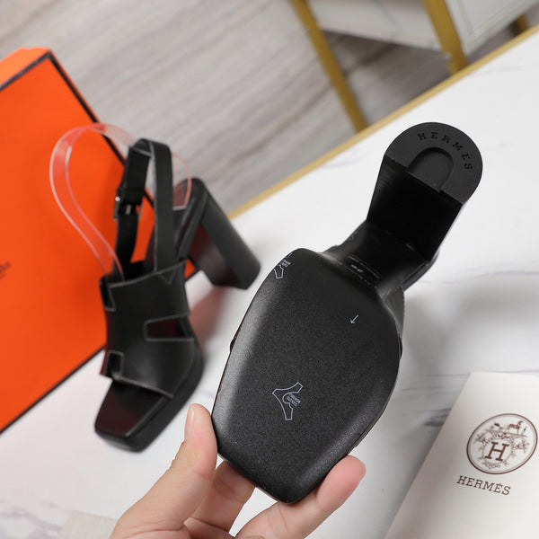 SANDALO ERIS 95 IN PELLE DI VITELLO NERO