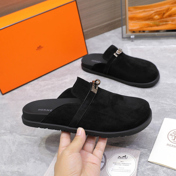 HM 25 Carlotta Mule Black Suede