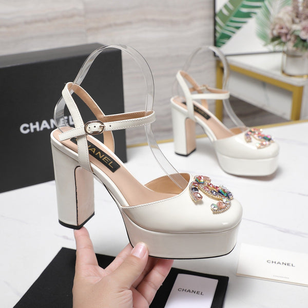 CC 25s Multicolor Stones Buckle Sandals 110mm White Patent Leather & Sheepskin 425825