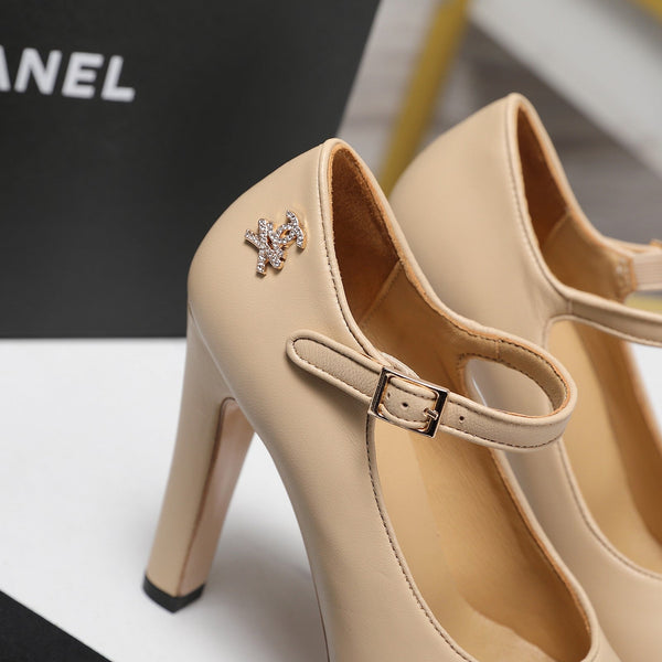 CC Buckle Platform Pumps 100mm Black Beige Lambskin 425880