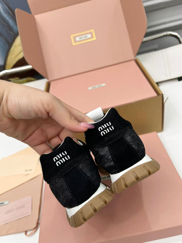 Miu TIRE Sneakers Nero Suede Lace 456326