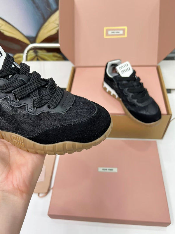 Miu TIRE Sneakers Nero Suede Lace 456326