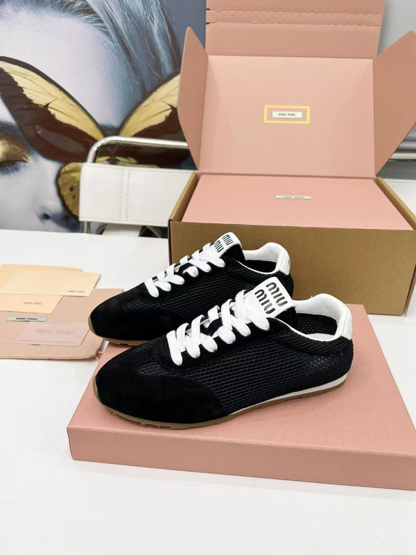 Miu Plume Sneakers Black Suede Lace 456348