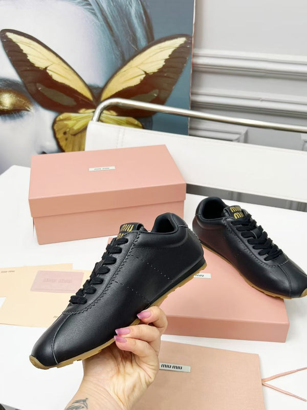 Miu Plume Sneakers Black Cowhide 456349