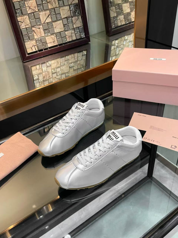Miu Plume Sneakers Sliver Cowhide 456350
